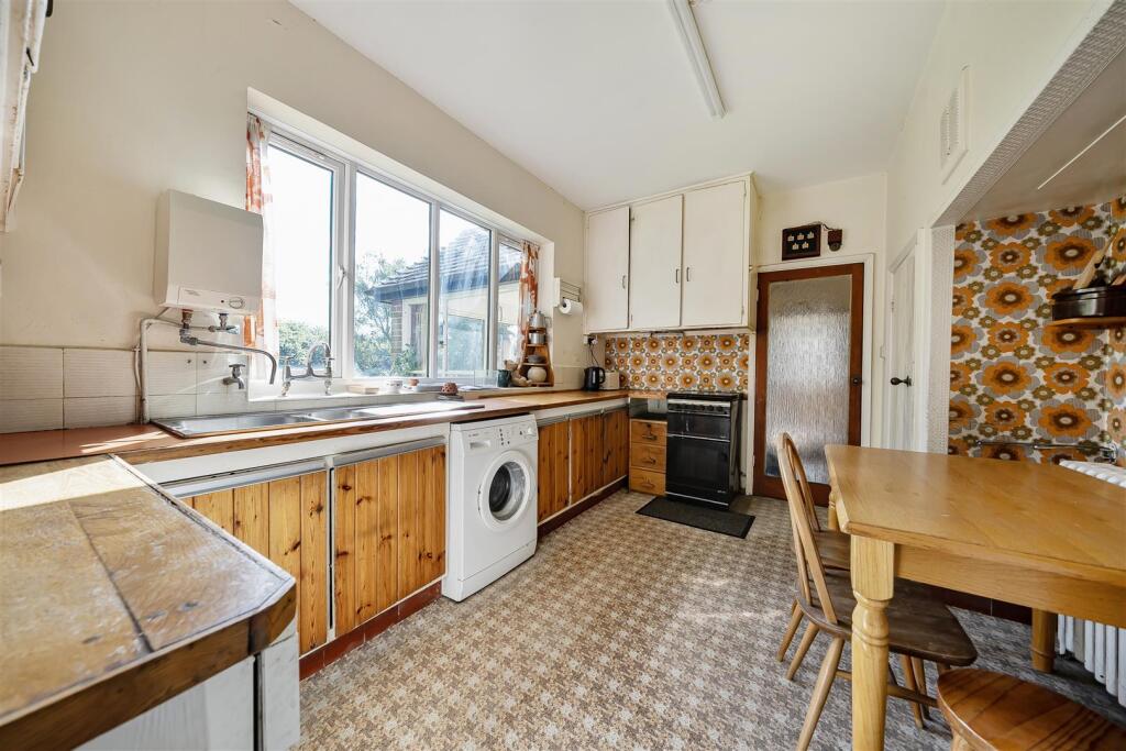 Additional image 6 of 37 Torton Hill Road, Arundel