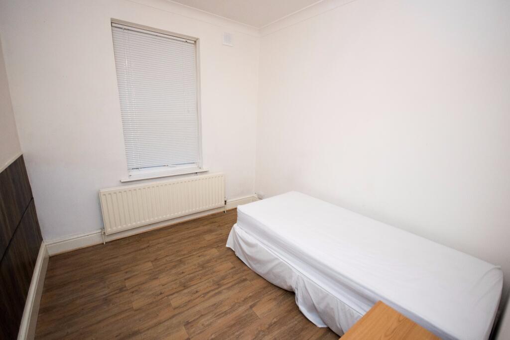 Additional image 11 of Green Road, Charminister