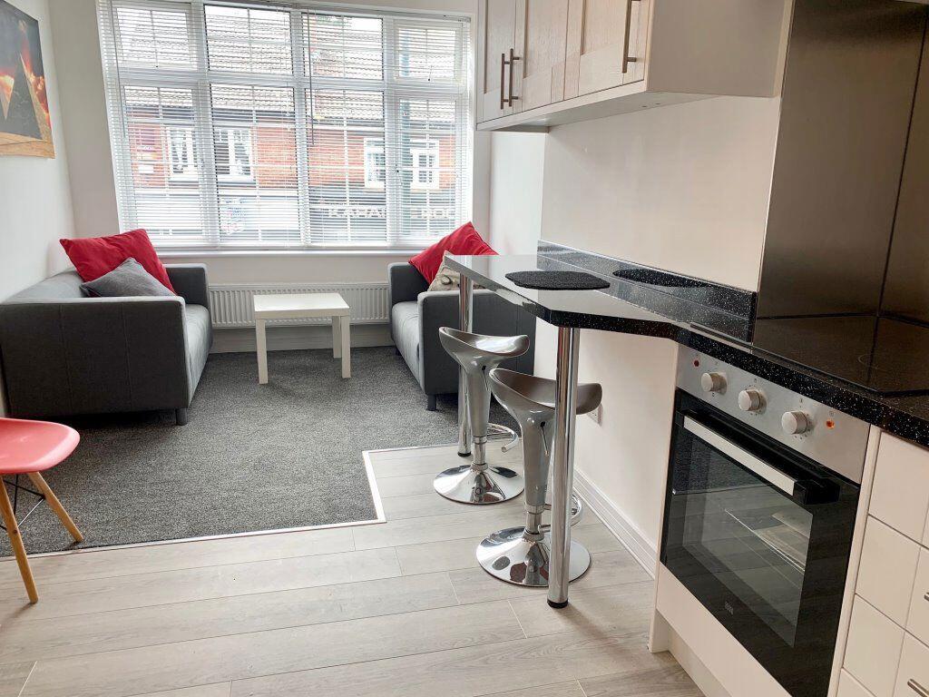 Student/ Sharer Three Double Bedroom (P07614)