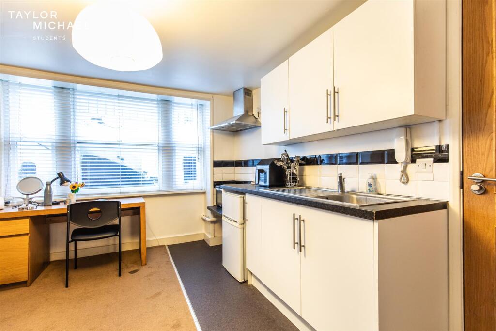 Additional image 4 of Broad Street, Brighton