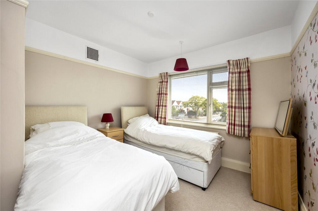 Additional image 26 of George V Avenue, Worthing, West Sussex, BN11