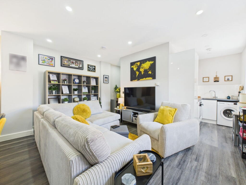 Additional image 13 of Gardiner Place, Worthing, BN11