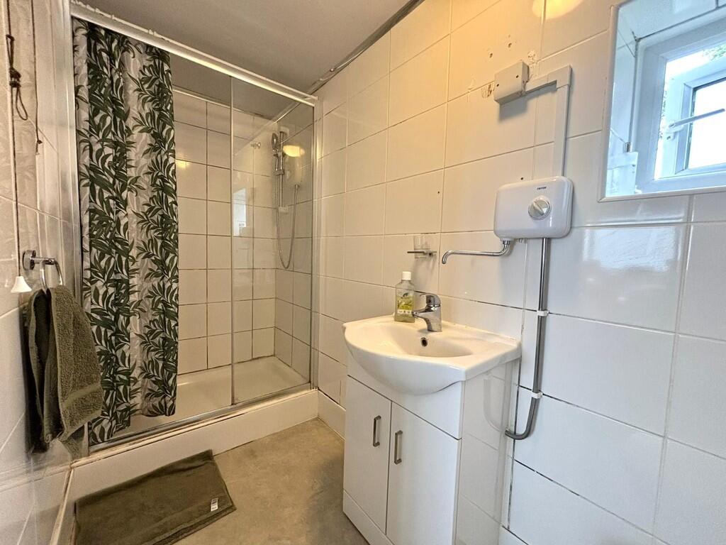 Additional image 9 of Middlebrook Rise, Bradford