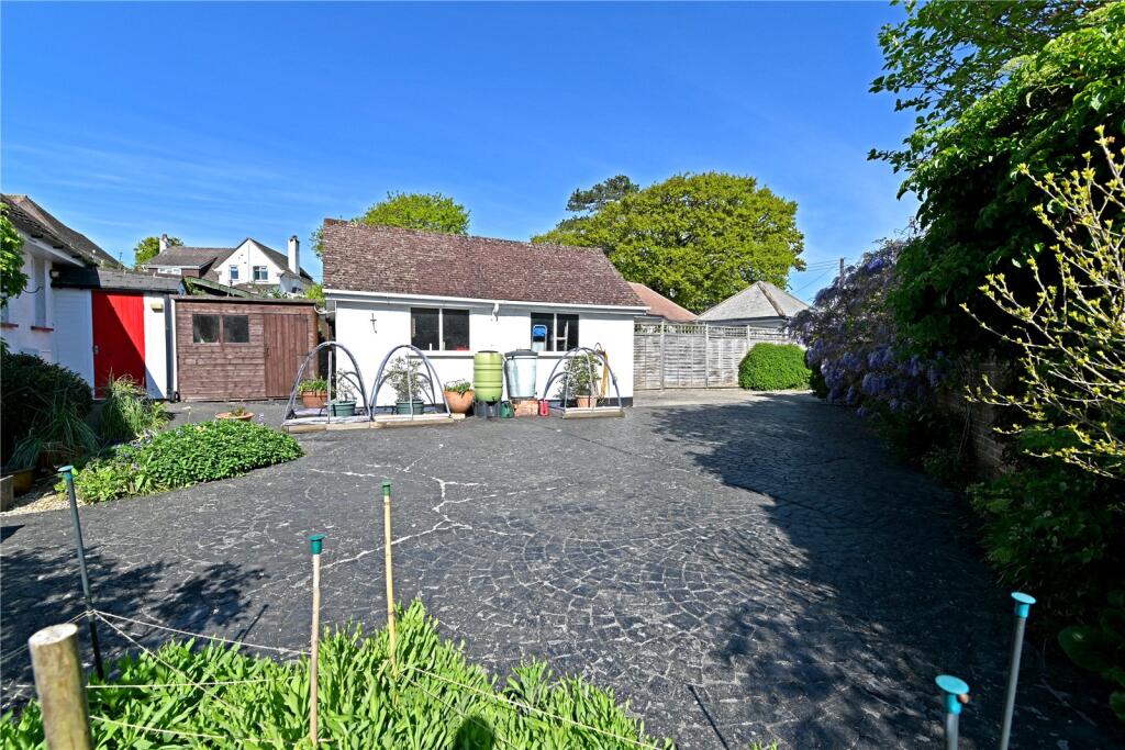 Additional image 22 of Highlands Road, Barton on Sea, New Milton, Hampshire, BH25