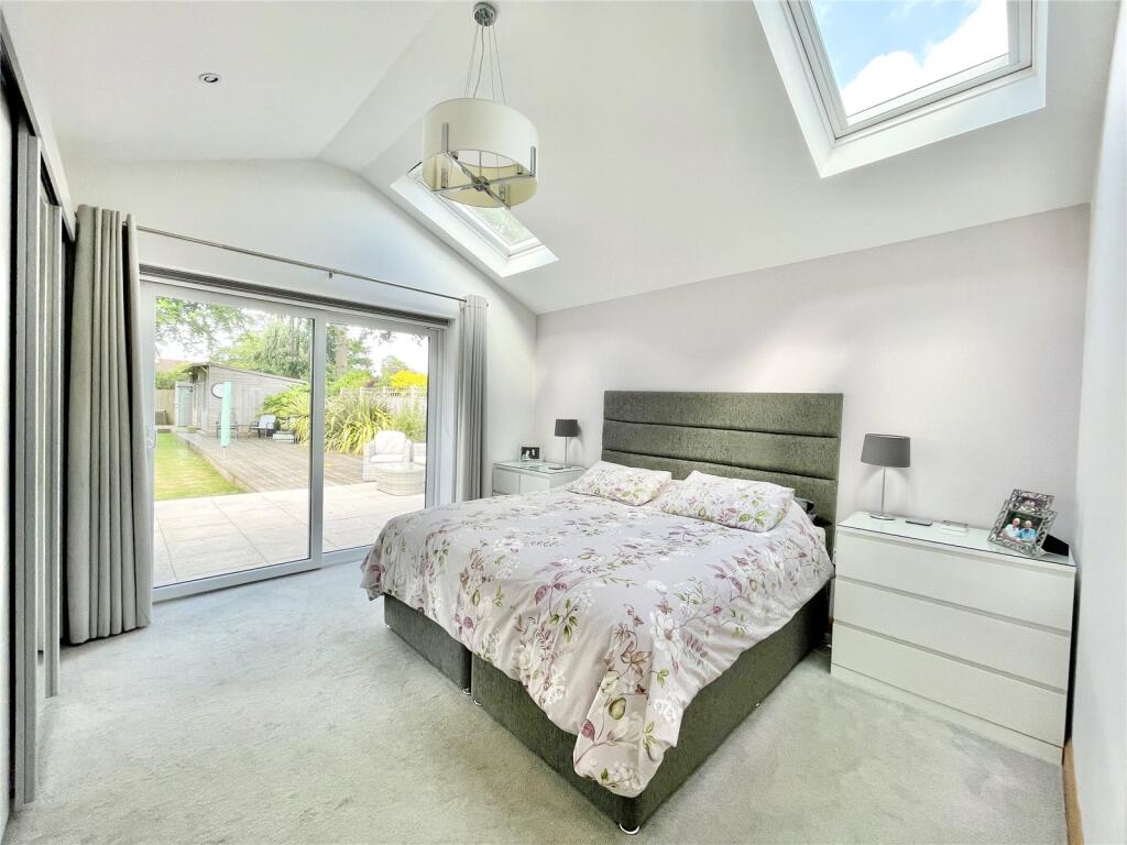 Additional image 13 of Shepherd Close, Highcliffe On Sea, Christchurch, Dorset, BH23