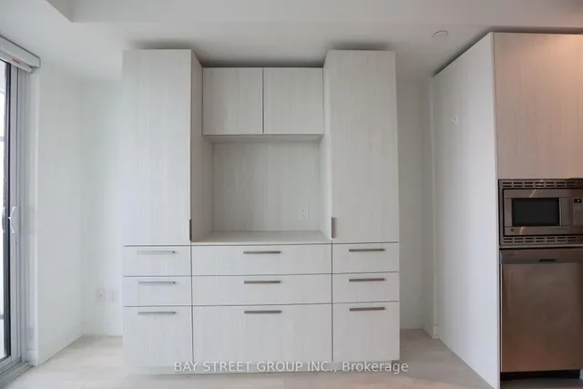 Additional image 7 of 501 Yonge St Unit 4506