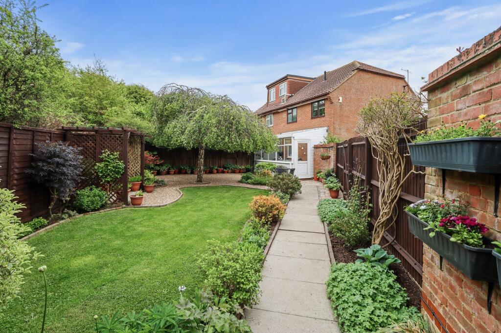 Additional image 15 of Hodcombe Close, Eastbourne