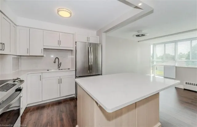 Additional image 11 of 24 Midland Dr Unit 303