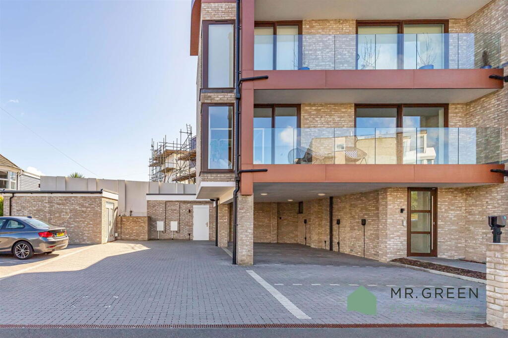 Additional image 25 of 47 Southbourne Overcliff Drive, Bournemouth, Dorset, BH6 3PE