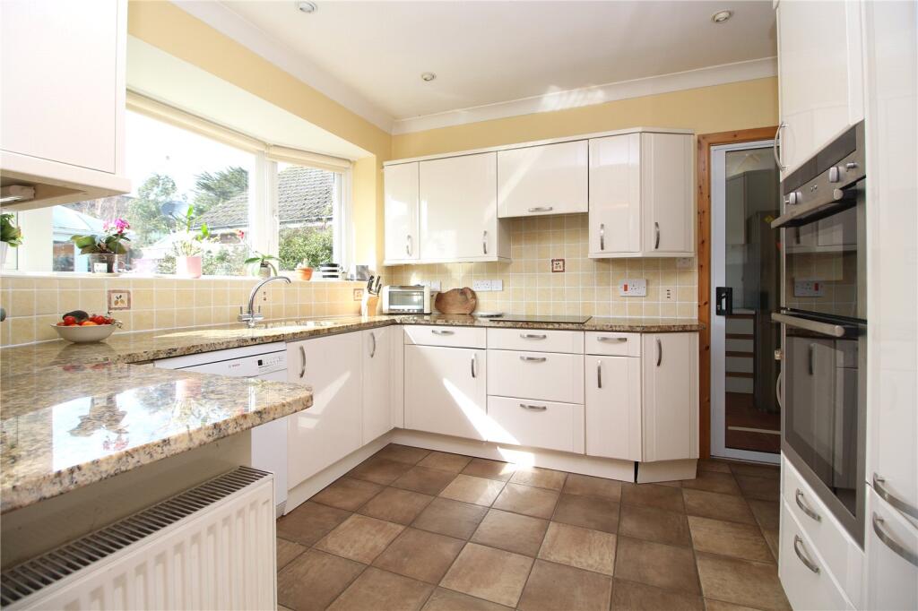 Additional image 7 of Newton Road, Barton On Sea, Hampshire, BH25