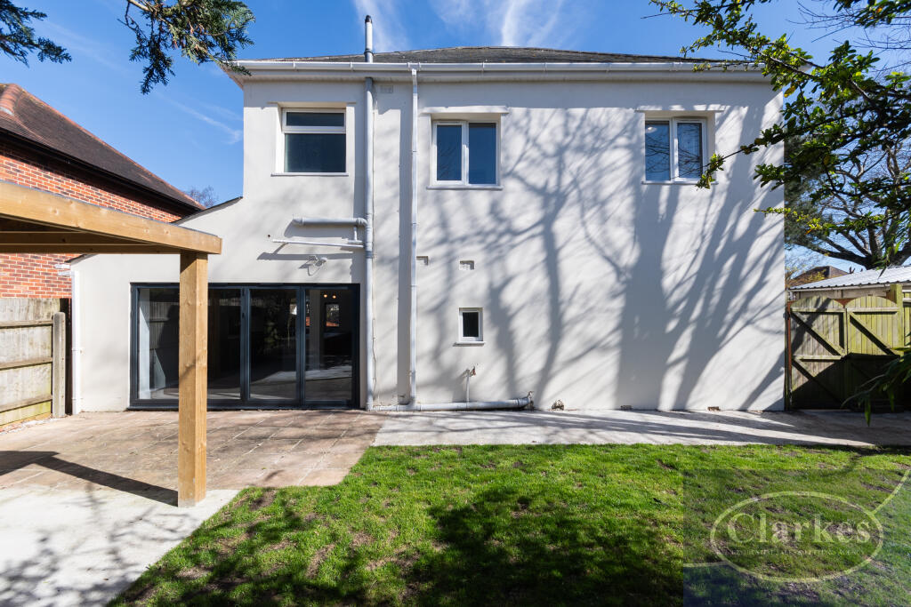 Additional image 3 of LARGE 3 DOUBLE BED West Way, Bournemouth