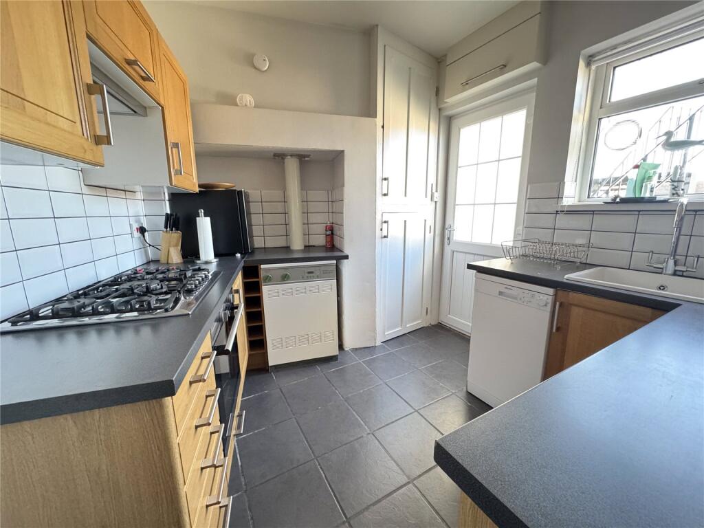 Additional image 4 of Cliffe Crescent, Barton On Sea, Hampshire, BH25