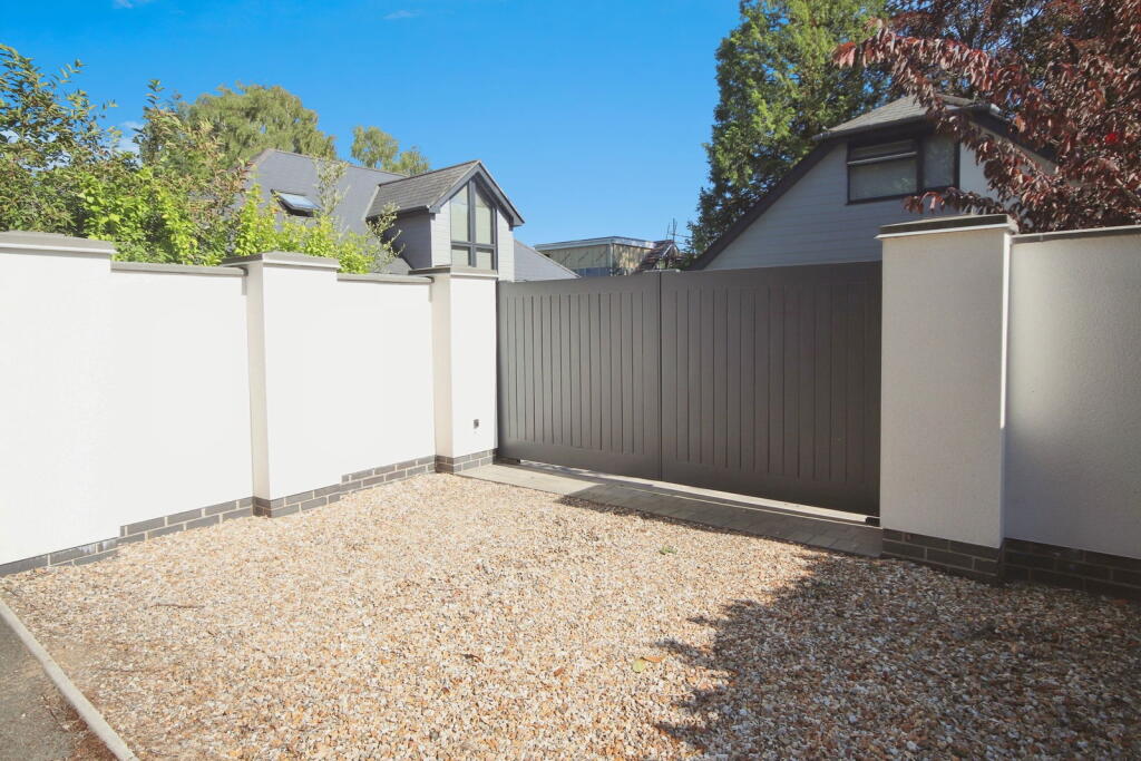 Additional image 25 of Whincroft Drive, Ferndown, BH22 9LJ