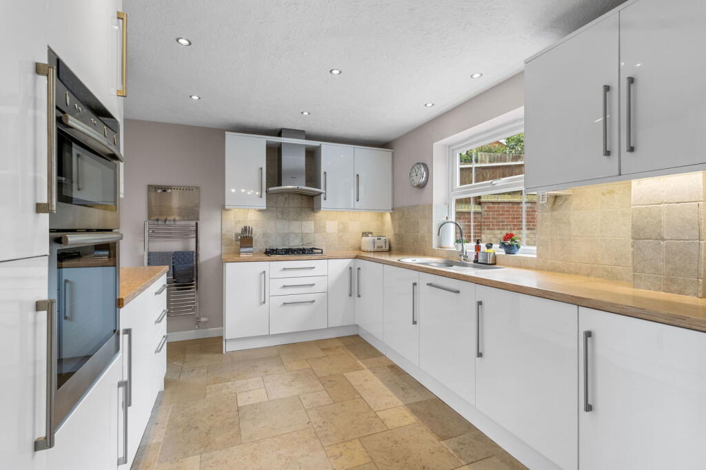 Additional image 13 of Glessing Road, Stone Cross, Pevensey, BN24 5FD