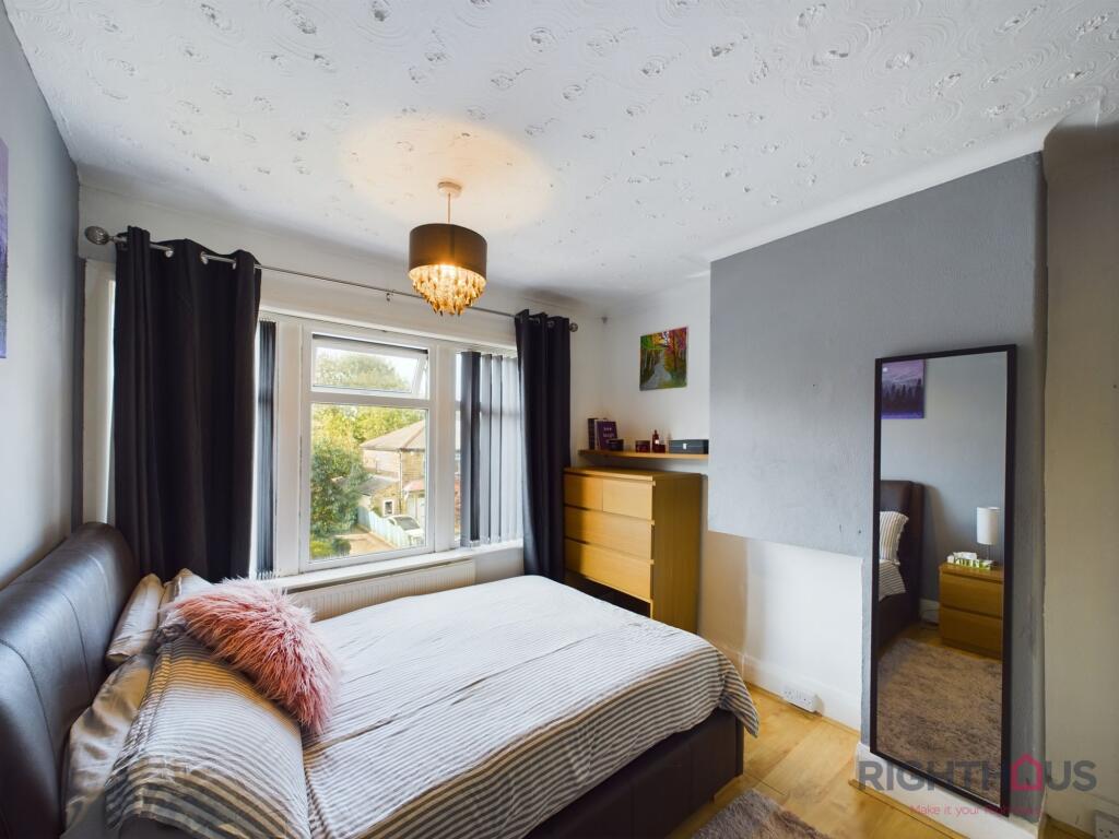 Additional image 11 of Ashtree Grove, Bradford, BD7