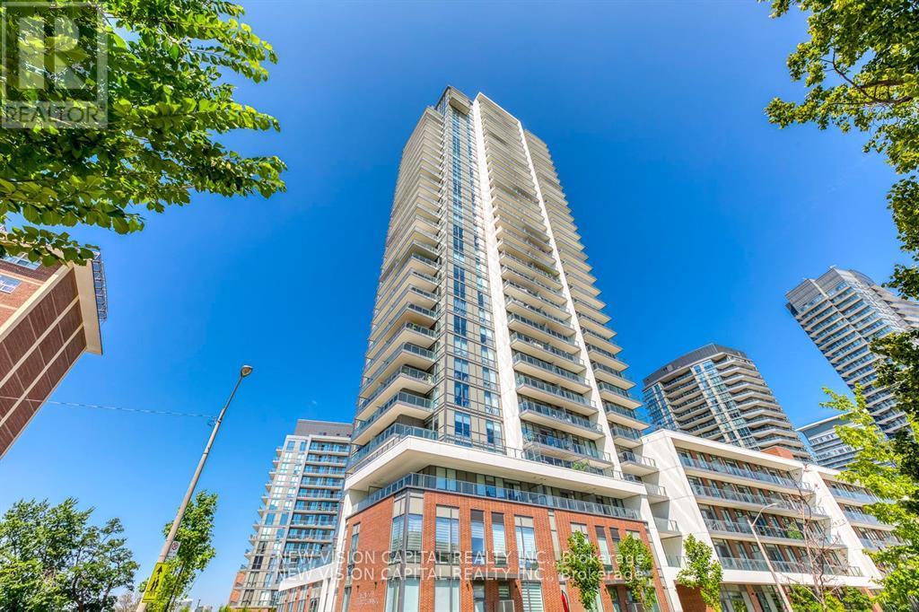 2002 - 32 FOREST MANOR ROAD|Toronto (Henry Farm), Ontario M2J1M5