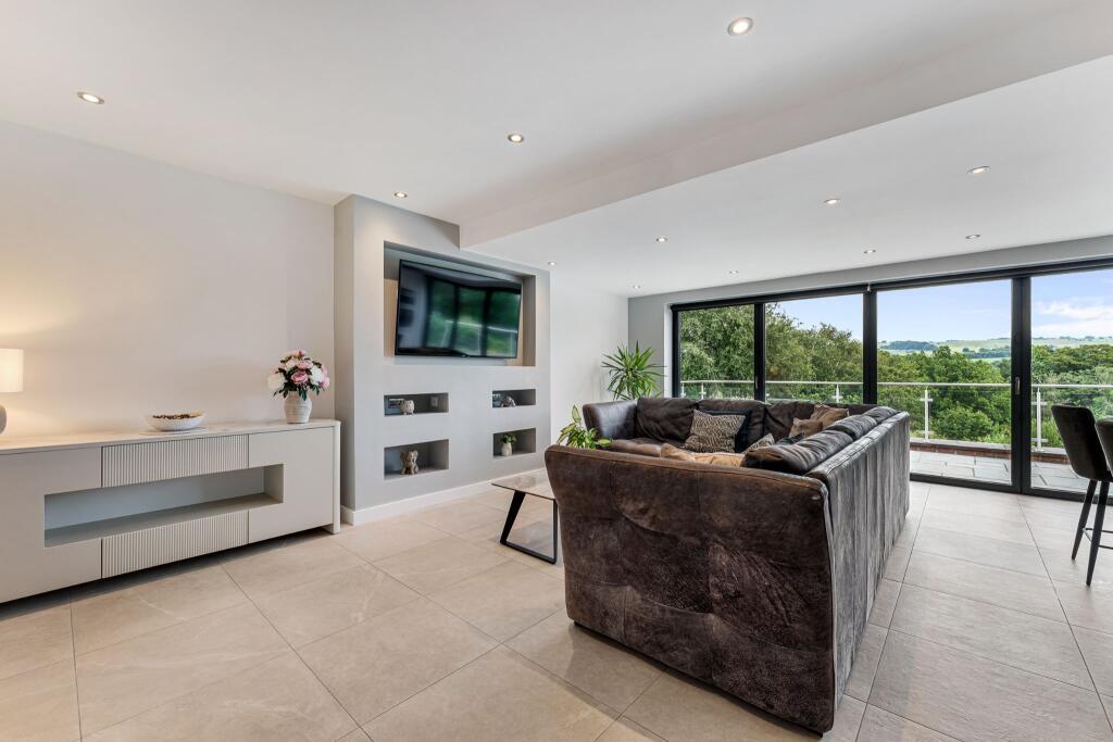 Additional image 16 of Hillside Avenue, Bromley Cross, Bolton, BL7