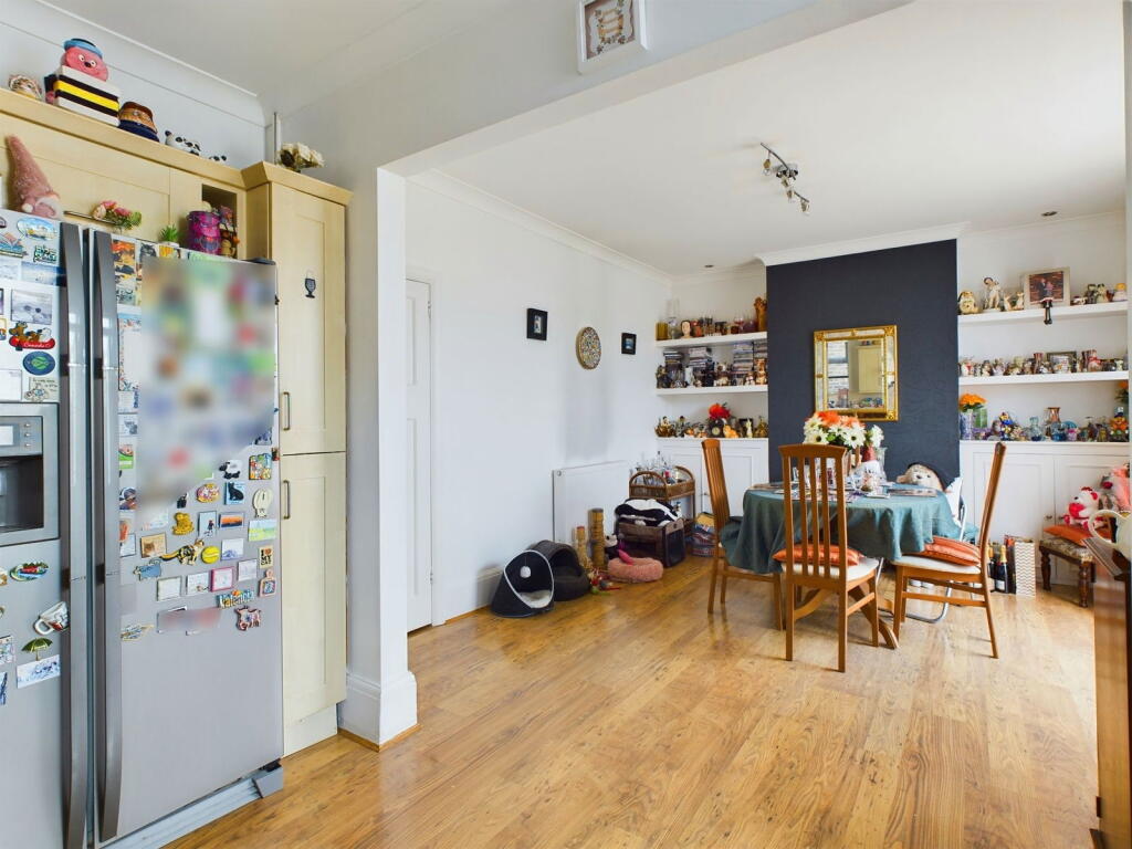 Additional image 5 of Pembroke Avenue, Marine, Worthing, BN11