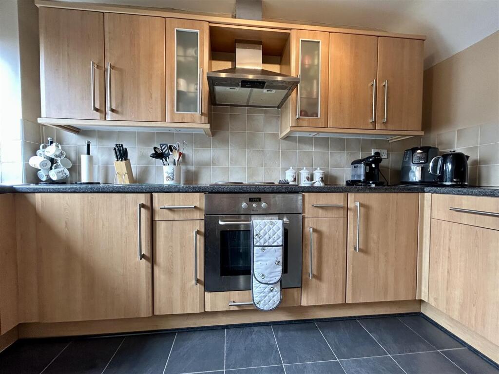 Additional image 8 of Chichester Drive, Quinton, Birmingham