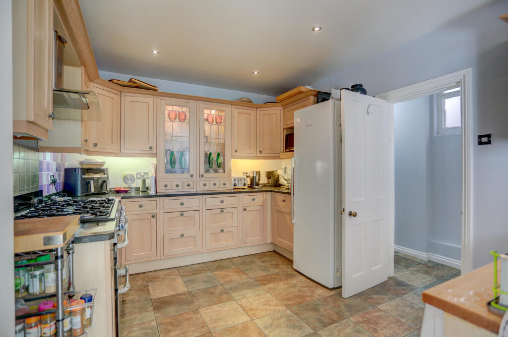 Additional image 63 of Woodside Avenue, Brighton, BN1