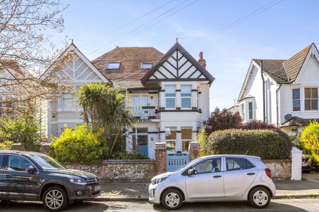 St. Georges Road, Worthing, BN11 2DS