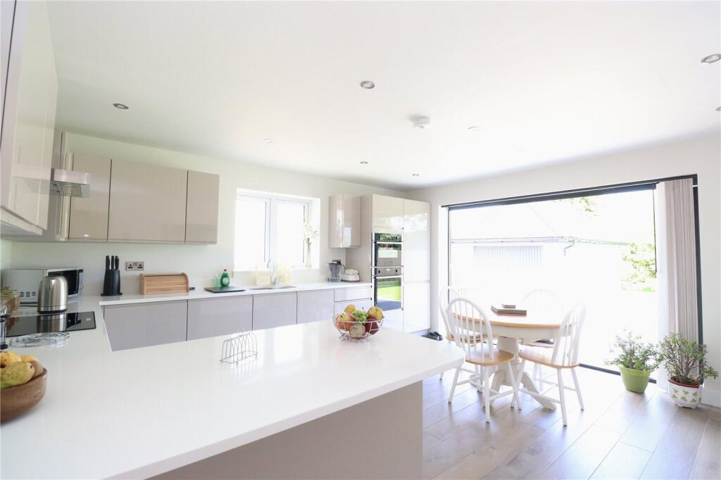 Additional image 14 of Barton Court Avenue, Barton On Sea, Hampshire, BH25