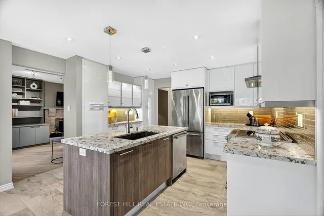 Additional image 17 of 285 Hidden Tr