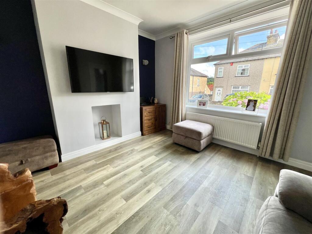 Additional image 14 of Exley Crescent, Keighley