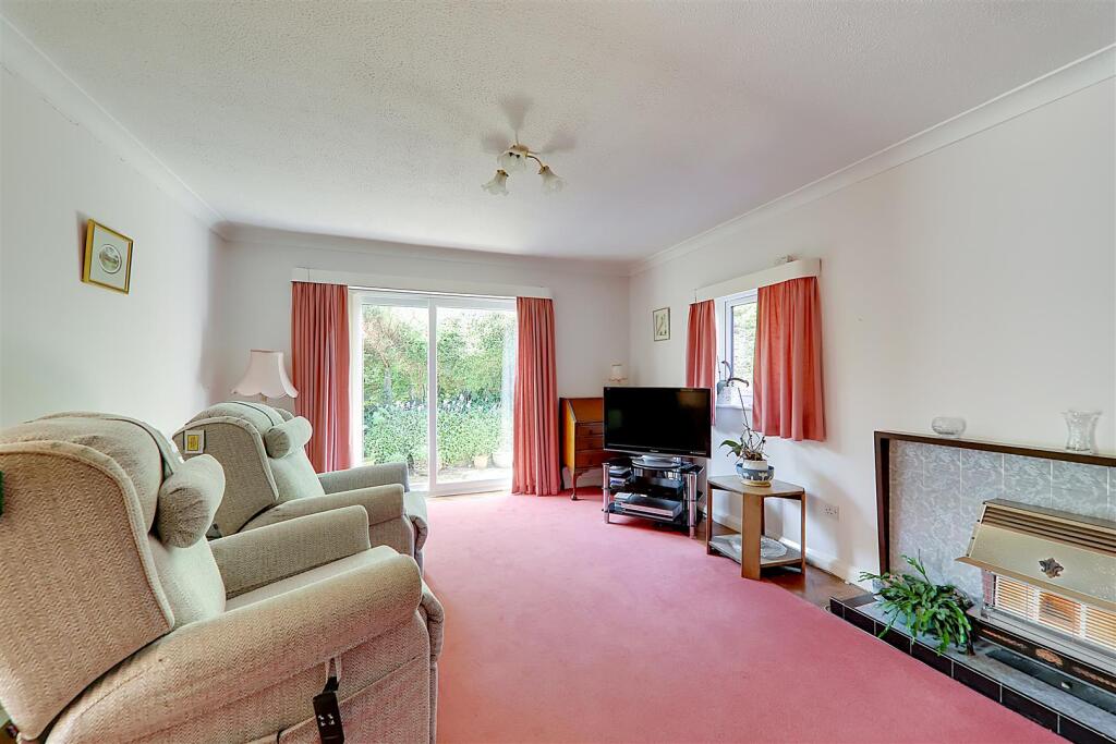 Additional image 2 of 14 High Street, Findon, Worthing