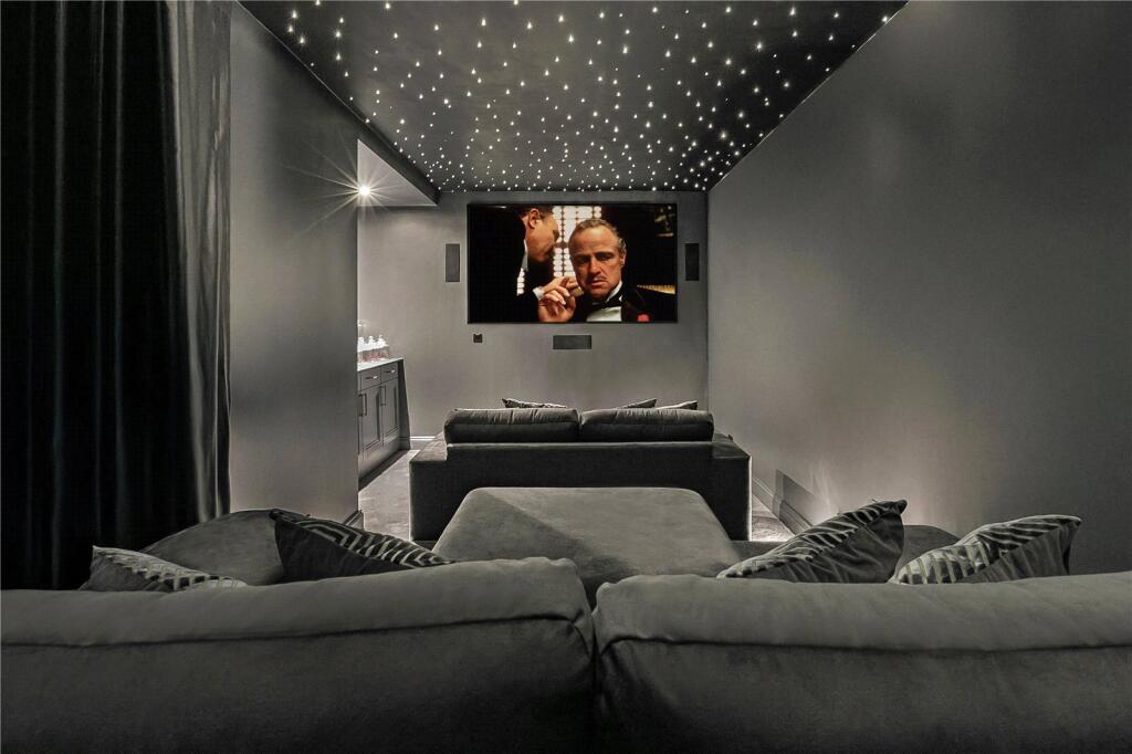 Additional image 31 of Brookmans Avenue, Brookmans Park, AL9