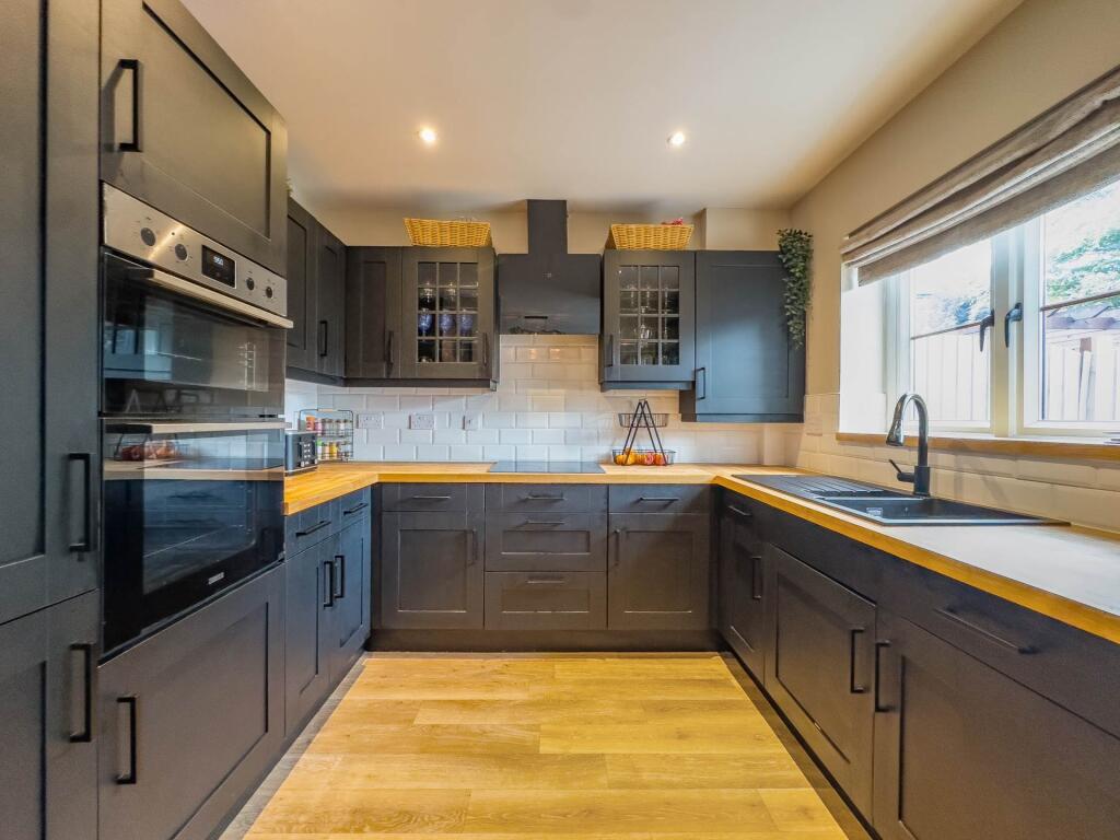 Additional image 28 of The Coppice, Cleckheaton