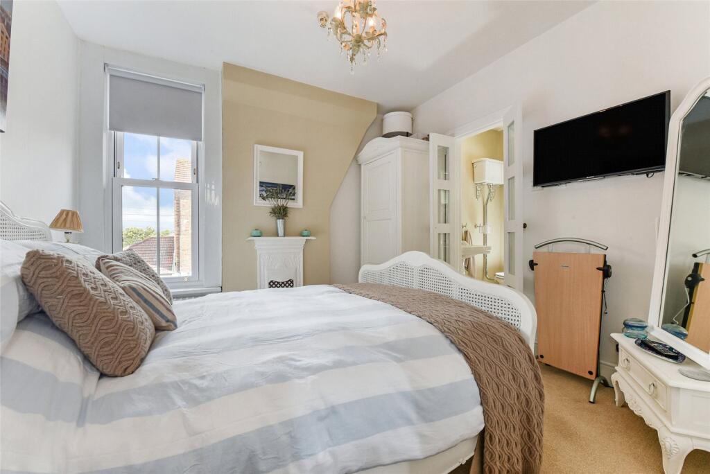 Additional image 13 of South Terrace, Littlehampton, West Sussex, BN17