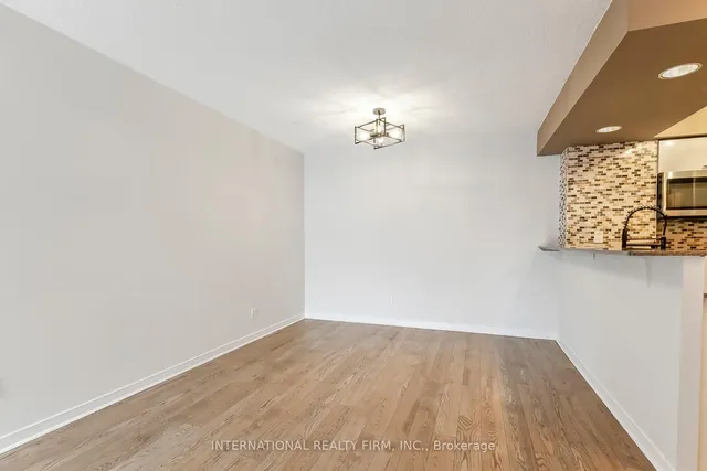 Additional image 13 of 801 King St Unit 628