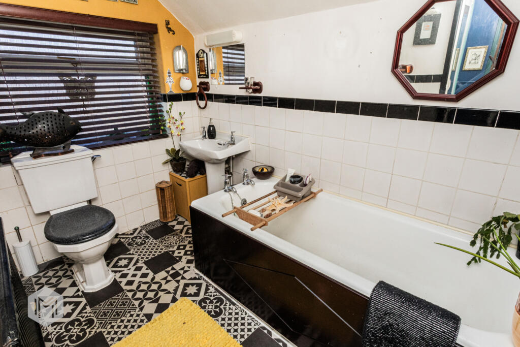 Additional image 15 of Derwent Drive, Kearsley, Bolton, Greater Manchester, BL4 8PP