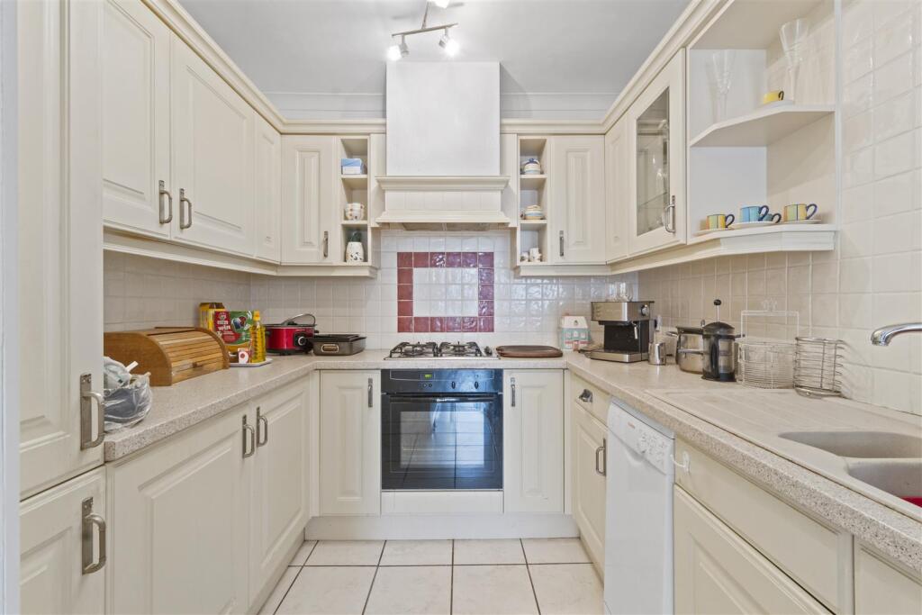 Additional image 12 of Coopers Hill, Eastbourne