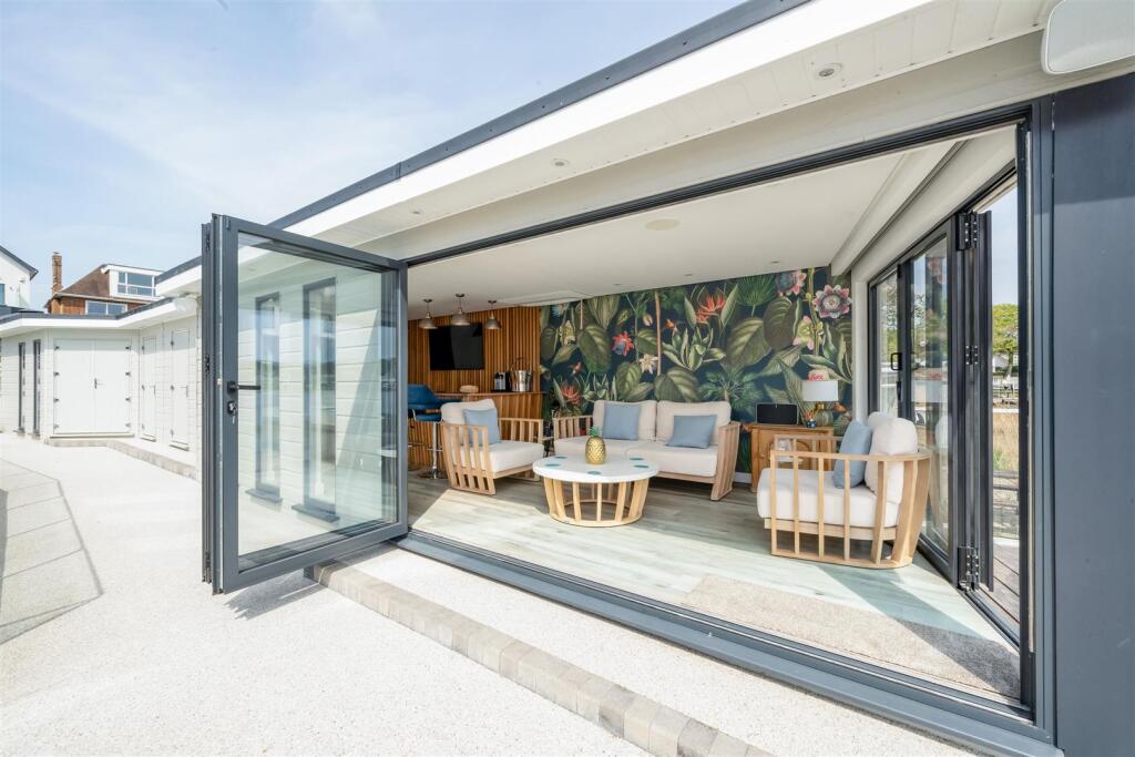 Additional image 21 of Elms Avenue, Lilliput