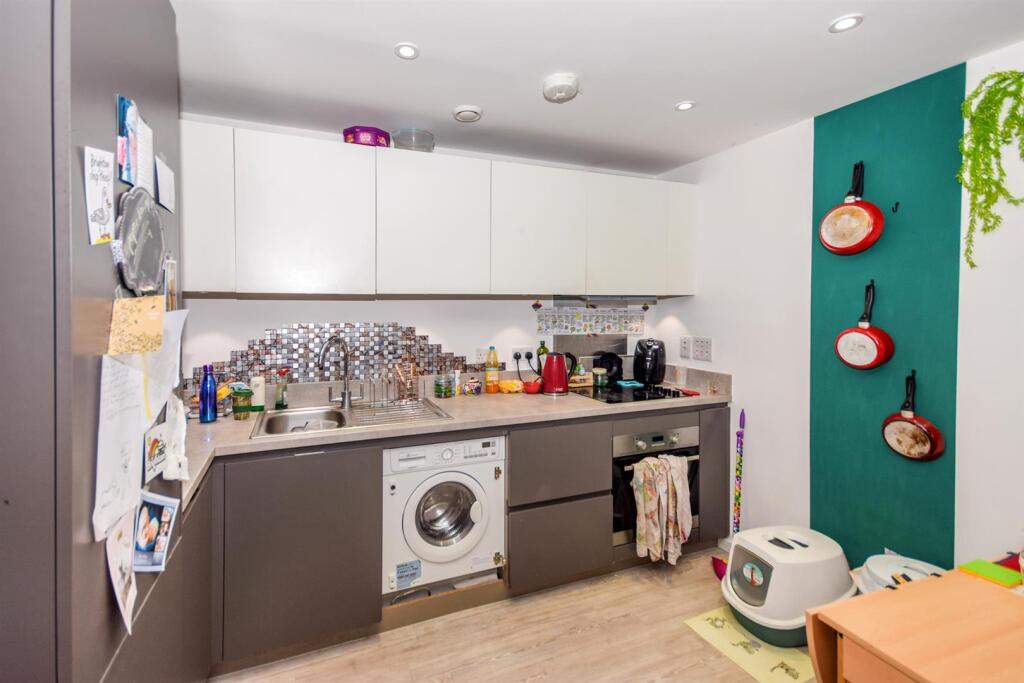 Additional image 5 of Temple House, Fleet Street, Brighton, West Sussex