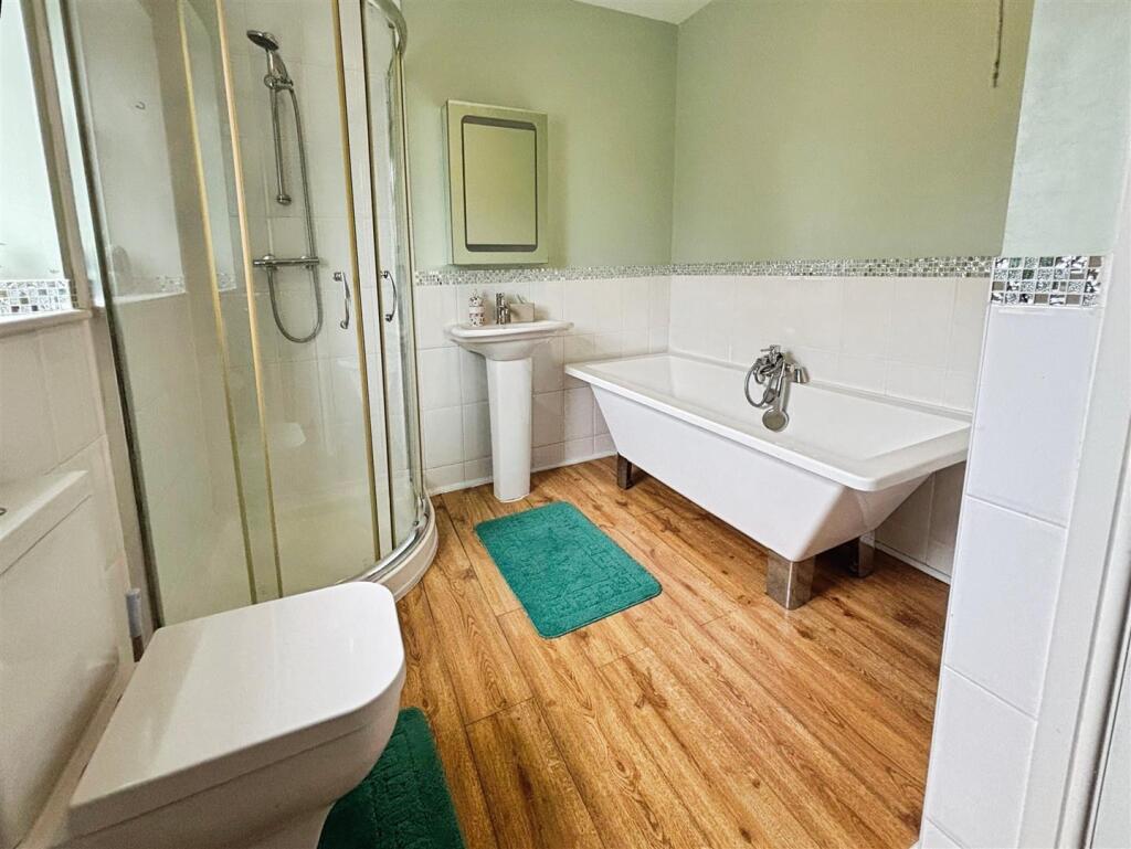 Additional image 17 of Raeburn Drive, Bradford, BD6 2LL