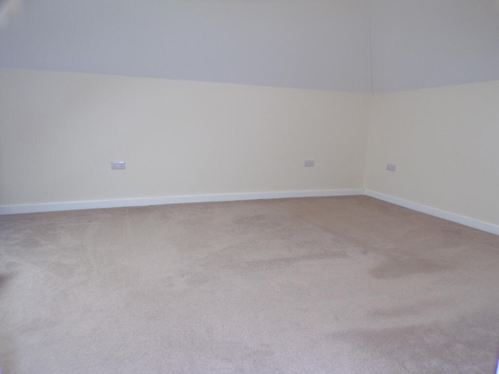 Additional image 8 of New Milton