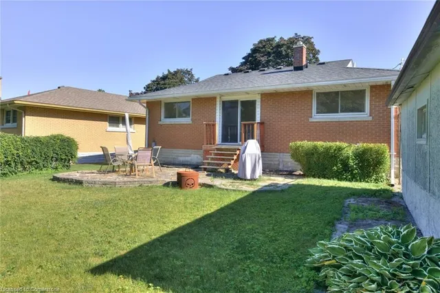 Additional image 22 of 71 Broadmoor Ave