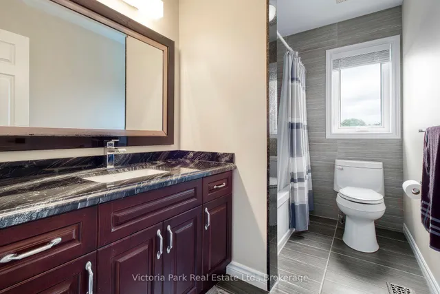 Additional image 30 of 44 Tami Crt