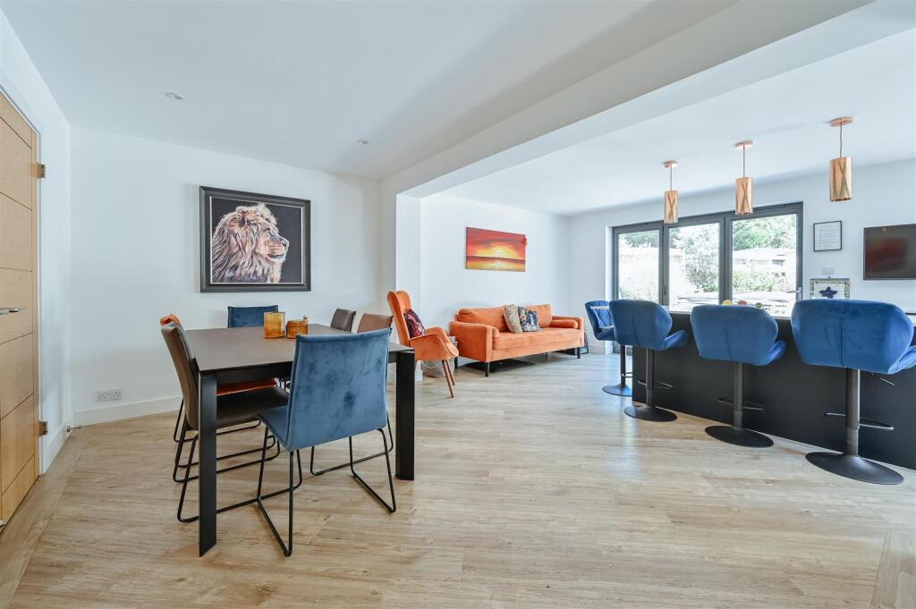 Additional image 5 of Marshalls Way, Wheathampstead, St. Albans