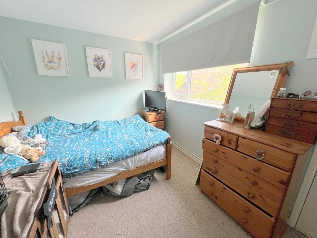 Additional image 7 of Eastlands, New Milton, Hampshire. BH25 5PH