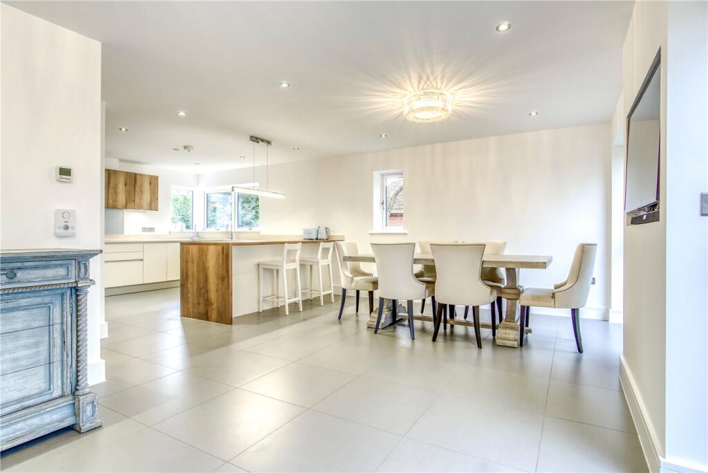 Additional image 6 of Delhi Close, Lower Parkstone, Poole, Dorset, BH14