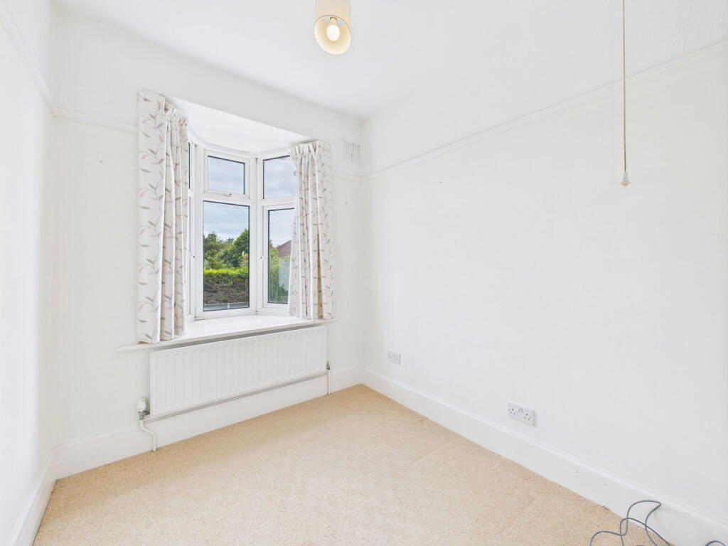 Additional image 13 of Grand Avenue, Worthing, BN11