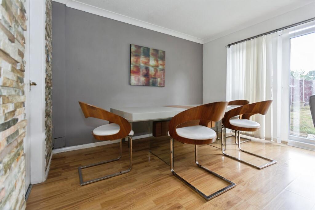 Additional image 6 of Huins Close, Redditch