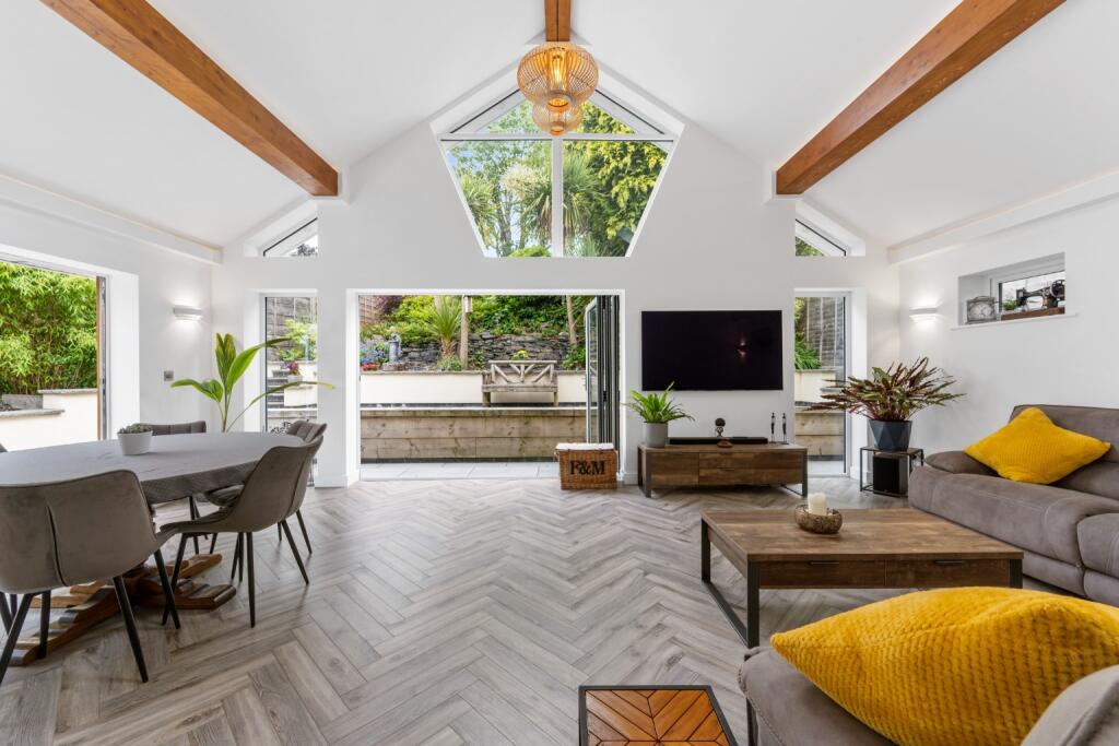 Additional image 6 of Hillside Avenue, Bromley Cross, Bolton, BL7 9