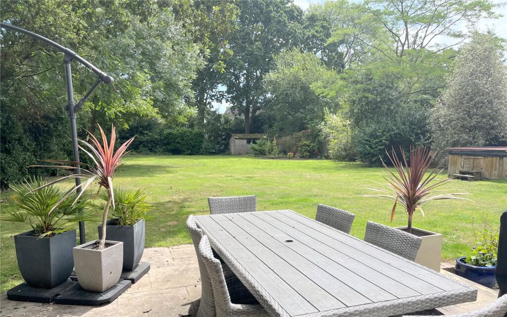 Additional image 20 of Stouts Lane, Bransgore, Dorset, BH23