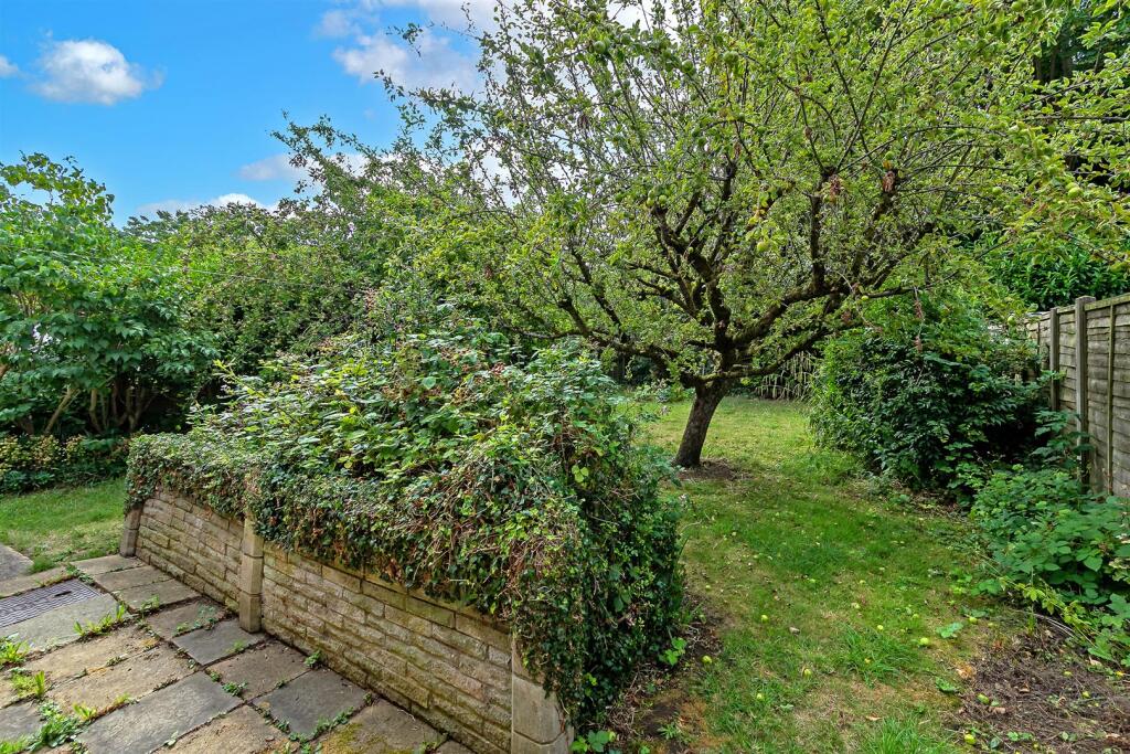Additional image 14 of Wynchlands Crescent, St Albans