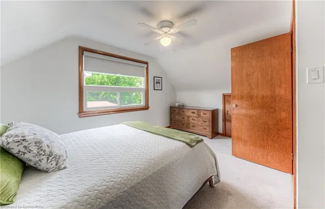 Additional image 28 of 32 Ellis Ave